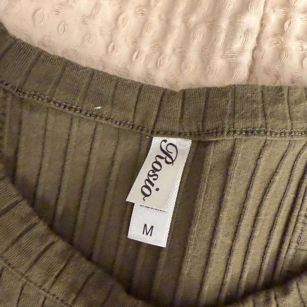 Rosio Olive Ribbed Tank Top - Picture 2 of 2